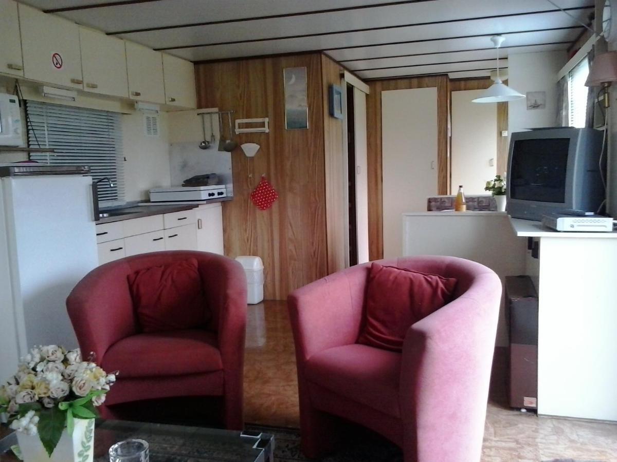 Chalets Op Minicamping Dorpszicht Gapinge Exterior foto