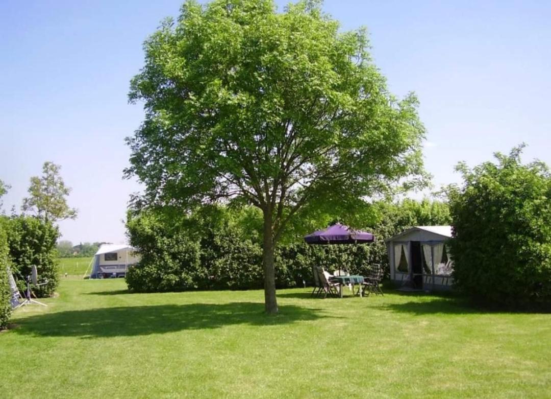 Chalets Op Minicamping Dorpszicht Gapinge Exterior foto